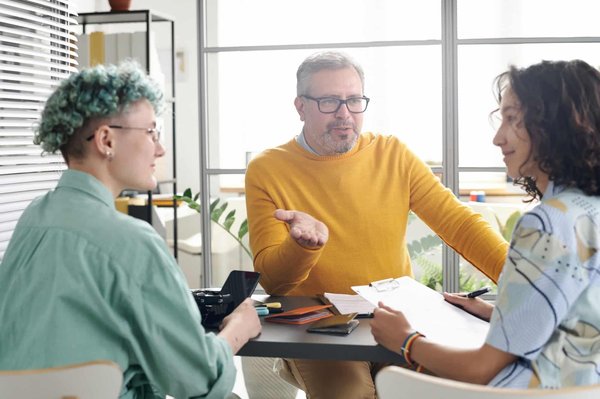 Quels sont les avantages de suivre une formation en communication de crise ?