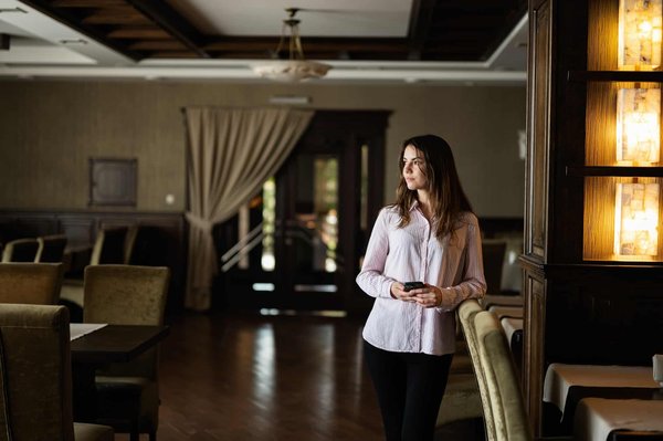 Agence d'hôtesses à Paris : une variété de services et d'offres à votre disposition